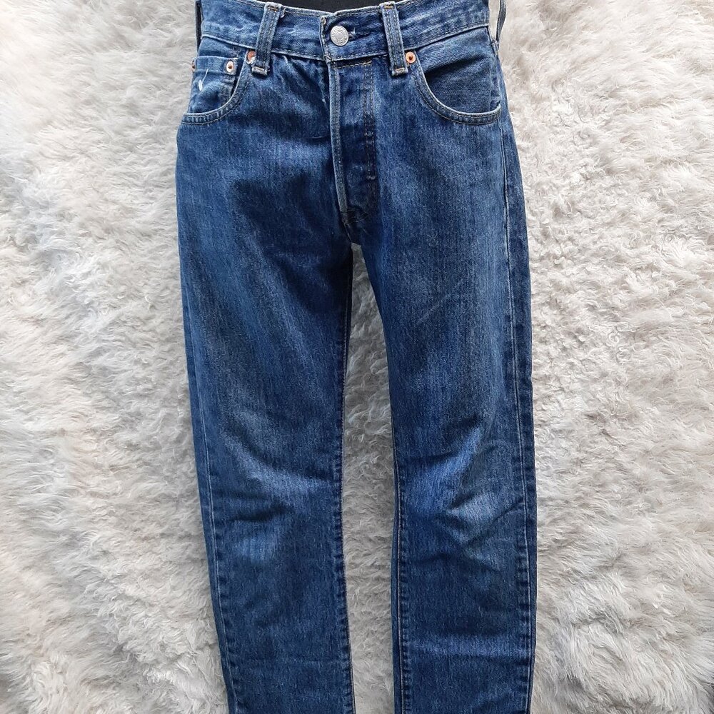 Levi's 501 Woman's Blue Straight Legs Fly Buttons Denim Jeans W28/L30